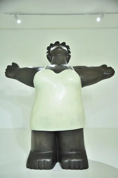 Comme Je L imagine Solo Exhibition at Chaos Art Gallery